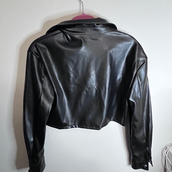 Cropped faux leather jacket - Picture 2 of 2